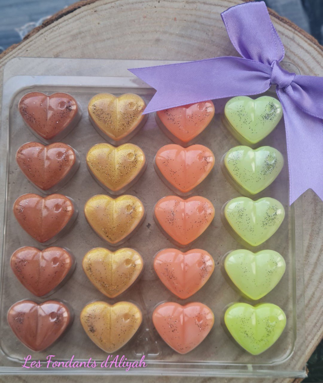 💖 Coffret Clamshell – 20 Fondants Parfumés en Forme de Cœurs en cire végétale artisanale - Les Fondants d'Aliyah