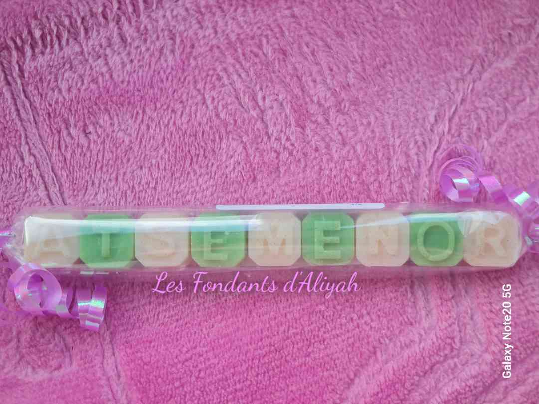 🌸 Fondants Parfumés Personnalisés avec Message – Cire Végétale Artisanale - Les Fondants d'Aliyah - Fondant parfumé