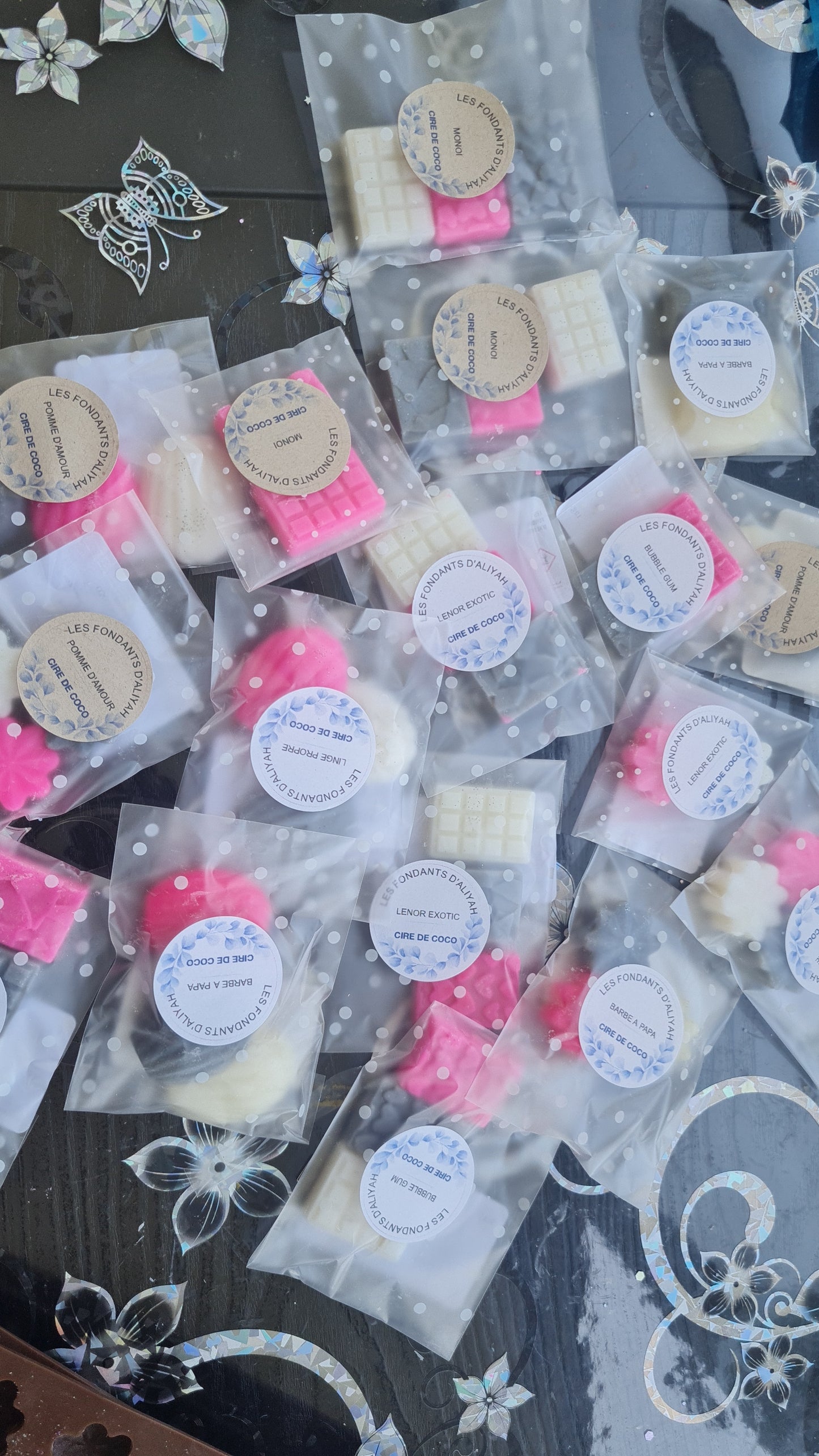 Scented fondant mini tablet box of 20